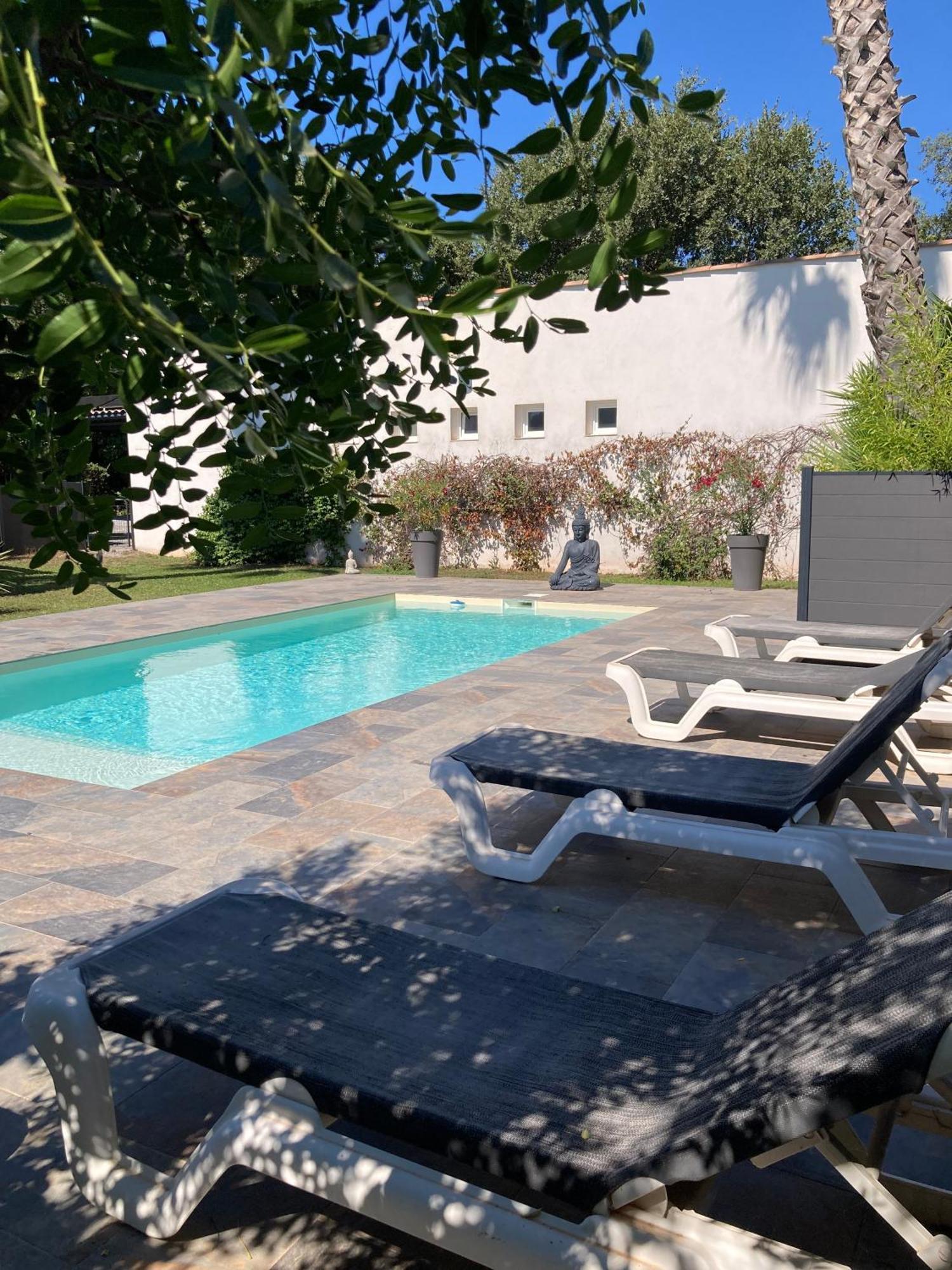 Chambres D'Hotes Le Mas Du Bijou Bleu Puget-sur-Argens Eksteriør billede
