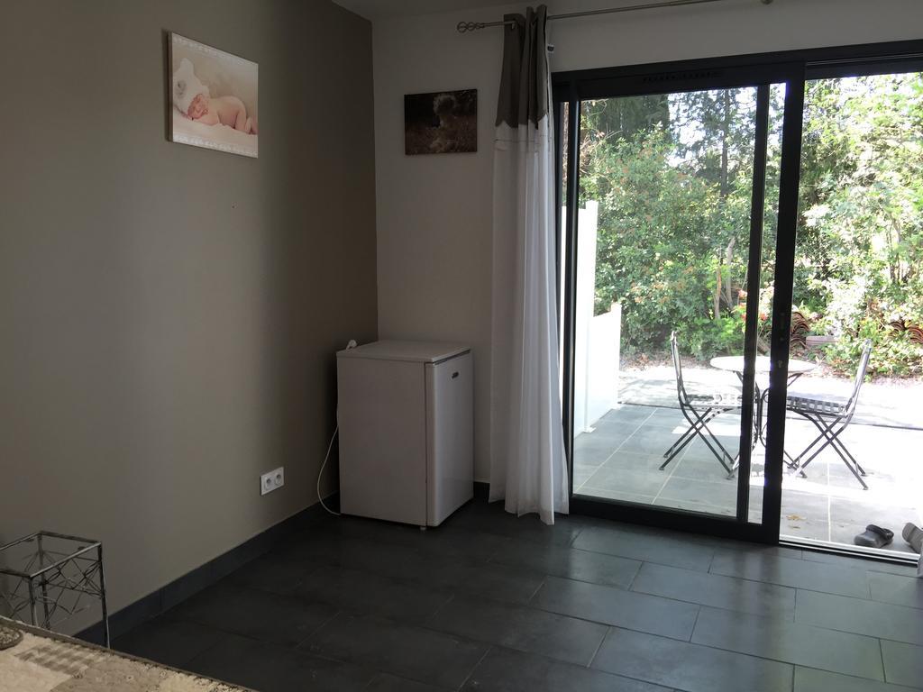 Chambres D'Hotes Le Mas Du Bijou Bleu Puget-sur-Argens Eksteriør billede