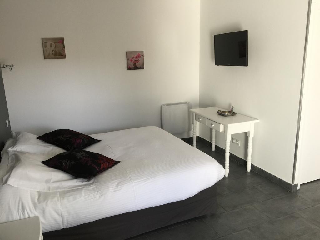 Chambres D'Hotes Le Mas Du Bijou Bleu Puget-sur-Argens Eksteriør billede
