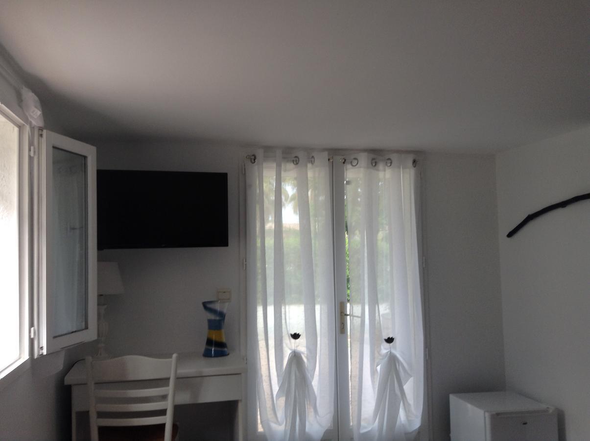 Chambres D'Hotes Le Mas Du Bijou Bleu Puget-sur-Argens Eksteriør billede